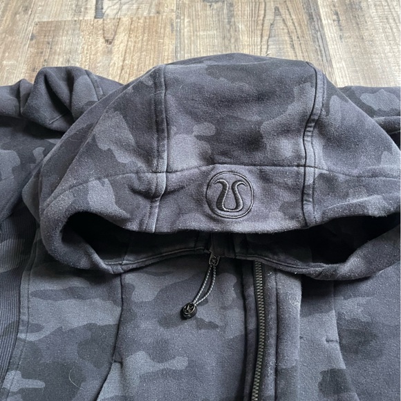 Lululemon camo full zip scuba - Picture 8 of 10